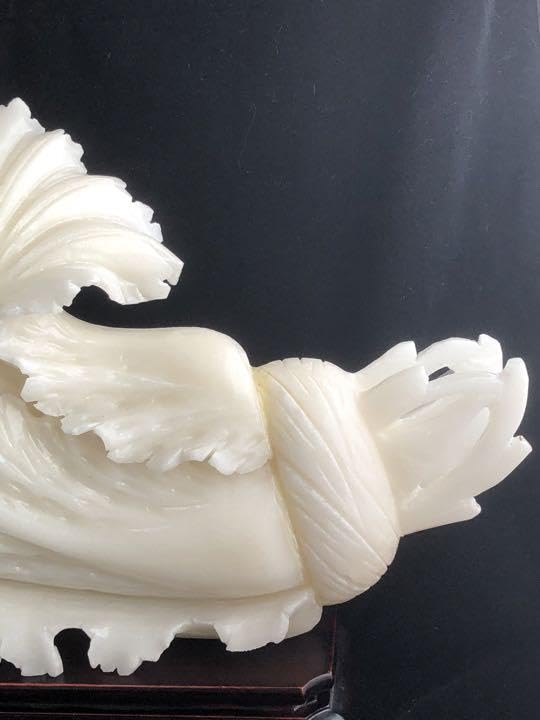 Amazon.co.jp: 「玉石白菜彫刻」 縁起物 白菜＝百歳長寿 唐木台付